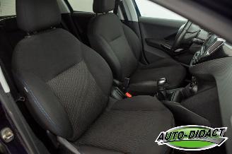 Peugeot 208 1.2 Airco Navi picture 17