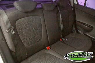 Hyundai I-20 1.2i i-Motion Airco picture 18