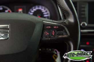Seat Leon 2.0 TDI Automaat Clima Navi Camera picture 15