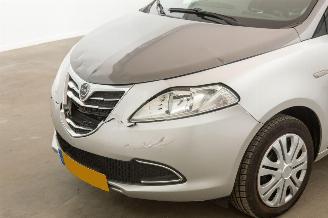 Lancia Ypsilon 0.9 TwinAir Automaat 127.914 km Airco Gold picture 26