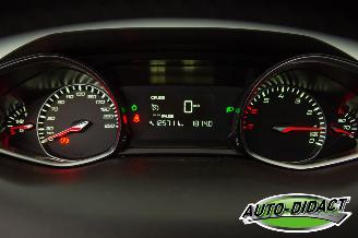Peugeot 308 1.2 PureTech Navi Clima Pano Blue Lease Premium picture 6
