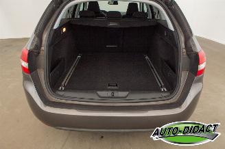 Peugeot 308 1.2 PureTech Navi Clima Pano Blue Lease Premium picture 39