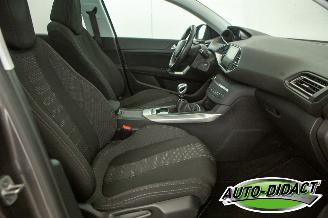 Peugeot 308 1.2 PureTech Navi Clima Pano Blue Lease Premium picture 23