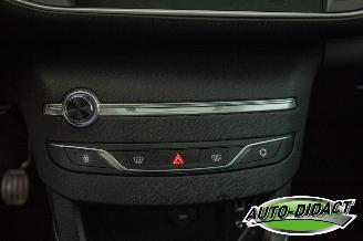 Peugeot 308 1.2 PureTech Navi Clima Pano Blue Lease Premium picture 11