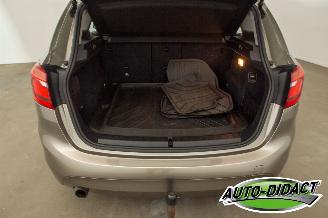BMW 2-serie 216i Active Tourer Navi Clima Centennial High Executive picture 32