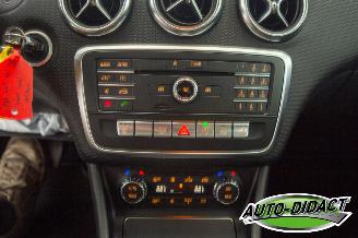 Mercedes A-klasse A180 Automaat Navi Clima picture 10