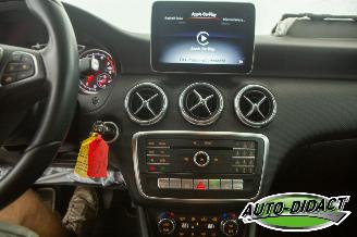 Mercedes A-klasse A180 Automaat Navi Clima picture 11