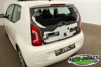 Volkswagen Up! 1.0 44kW Open Pano Airco move up picture 25