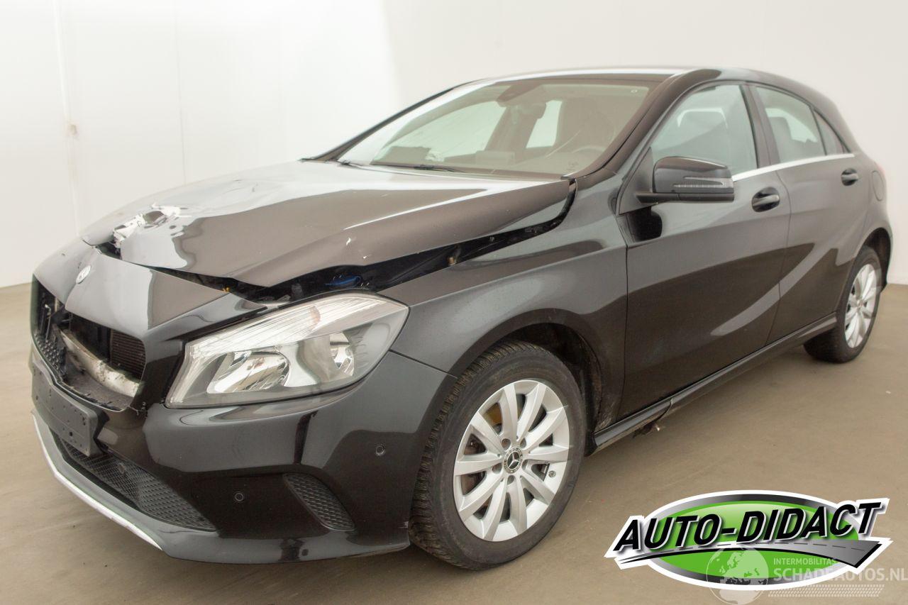 Mercedes A-klasse A180 Automaat Navi Clima