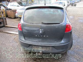 Seat Altea Altea (5P1) MPV 1.6 (BSE) [75kW]  (03-2004/03-2010) picture 6