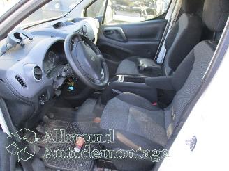 Peugeot Partner Partner (GC/GF/GG/GJ/GK) Van 1.6 HDI, BlueHDI 75 (DV6FE(BHW)) [55kW]  =
(07-2011/12-2018) picture 9