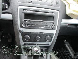 Skoda Octavia Octavia Combi (1Z5) Combi 5-drs 1.4 TSI 16V (CAXA) [90kW]  (11-2008/06=
-2013) picture 10