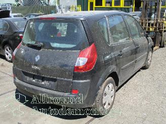 Renault Scenic Scénic II (JM) MPV 1.6 16V (K4M-812) [82kW]  (10-2005/11-2008) picture 3