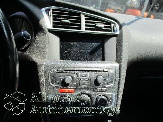 Citroën C4 C4 Berline (NC) Hatchback 5-drs 1.6 16V VTi (EP6C(5FS)) [88kW]  (10-20=
10/...) picture 10