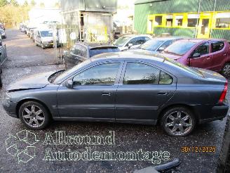 Volvo S-60 S60 I (RS/HV) Sedan 2.4 20V 140 (B5244S2) [103kW]  (07-2000/04-2010) picture 7