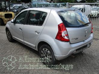 Dacia Sandero Sandero I (BS) Hatchback 1.6 (K7M-710) [64kW]  (06-2008/12-2012) picture 4