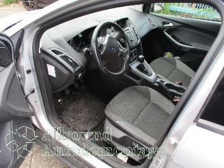 Ford Focus Focus 3 Hatchback 1.6 Ti-VCT 16V 105 (IQDB(Euro 5)) [77kW]  (07-2010/0=
5-2018) picture 10