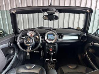 Mini Cooper S Cabrio Automatic / Navigation picture 17