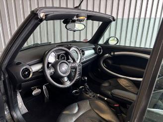 Mini Cooper S Cabrio Automatic / Navigation picture 15