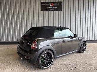 Mini Cooper S Cabrio Automatic / Navigation picture 10