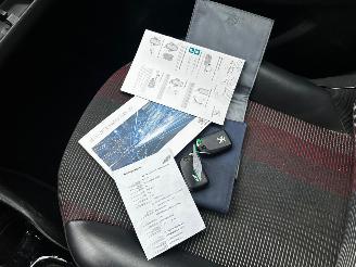 Peugeot 108 1.0 e-VTi GT-Line picture 29