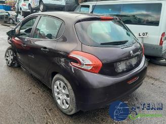 Peugeot 208 208 I (CA/CC/CK/CL), Hatchback, 2012 / 2019 1.0 Vti 12V PureTech picture 3