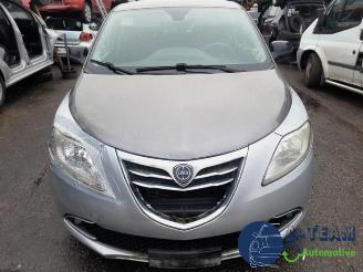 Lancia Ypsilon Ypsilon (312), Hatchback, 2011 0.9 TwinAir 85 picture 2