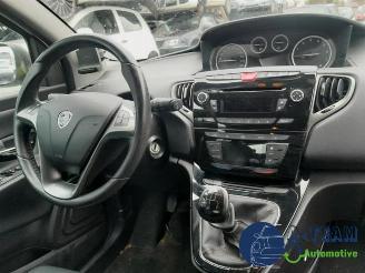 Lancia Ypsilon Ypsilon (312), Hatchback, 2011 0.9 TwinAir 85 picture 14