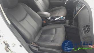 Nissan Leaf Leaf (ZE0), Hatchback, 2010 / 2017 Leaf picture 21