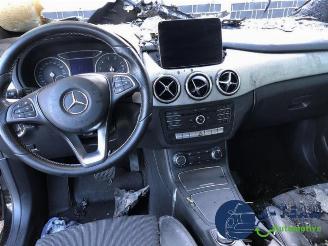 Mercedes B-klasse B (W246), Hatchback, 2011 / 2018 1.6 B-180 BlueEFFICIENCY Turbo 16V picture 13