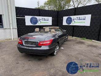 Coche siniestrado Mercedes E-klasse E (R207), Cabrio, 2010 / 2017 E-200 CGI 16V BlueEfficiency 2011/5