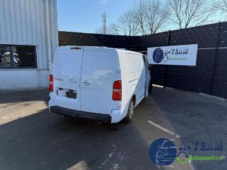 Vrakbiler auto Opel Vivaro Vivaro, Van, 2019 Vivaro-e, Electric 2022/11