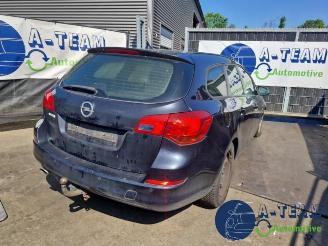 Uttjänta bilar auto Opel Astra Astra J Sports Tourer (PD8/PE8/PF8), Combi, 2010 / 2015 1.4 Turbo 16V 2012/3