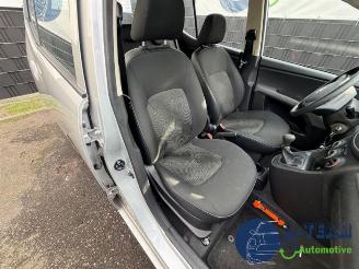 Hyundai I-10 i10 (F5), Hatchback, 2007 / 2013 1.1i 12V picture 21