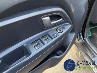 Kia Rio Rio III (UB), Hatchback, 2011 / 2017 1.2 CVVT 16V picture 18