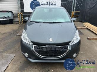 Peugeot 208 208 I (CA/CC/CK/CL), Hatchback, 2012 / 2019 1.2 Vti 12V PureTech 82 picture 2