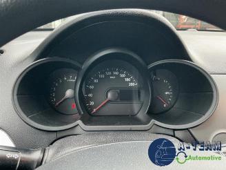 Kia Picanto Picanto (TA), Hatchback, 2011 / 2017 1.0 12V picture 25