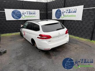 Auto da rottamare Peugeot 308 308 SW (L4/L9/LC/LJ/LR), Combi 5-drs, 2014 / 2021 1.2 12V e-THP PureTech 110 2017/7