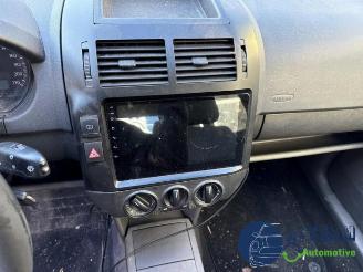 Volkswagen Polo Polo IV (9N1/2/3), Hatchback, 2001 / 2012 1.2 12V picture 17