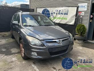 skadebil bedrijf Hyundai I-30 i30 Crosswagon (WWH), Combi, 2007 / 2012 1.4 CVVT 16V 2010/5