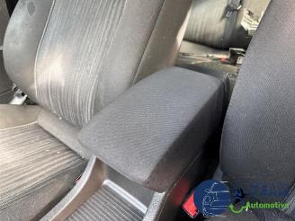 Opel Astra Astra J Sports Tourer (PD8/PE8/PF8), Combi, 2010 / 2015 1.4 Turbo 16V picture 28