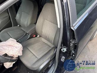 Opel Astra Astra J Sports Tourer (PD8/PE8/PF8), Combi, 2010 / 2015 1.4 Turbo 16V picture 14