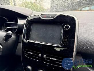 Renault Clio Clio IV (5R), Hatchback 5-drs, 2012 / 2021 0.9 Energy TCE 90 12V picture 18