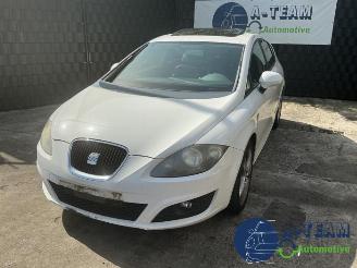 Coche siniestrado Seat Leon Leon (1P1), Hatchback 5-drs, 2005 / 2013 1.2 TSI 2012/4