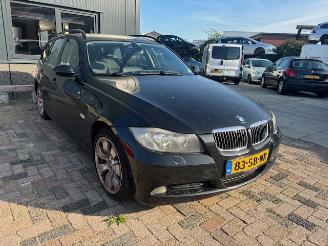 BMW 3-serie 320 i picture 1