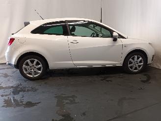 Seat Ibiza Ibiza IV (6J5) Hatchback 5-drs 1.2 TDI Ecomotive (CFWA) [55kW]  (06-20=
10/03-2012) picture 10