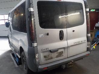 Opel Vivaro Vivaro Van 1.9 DTI 16V (F9Q-760) [74kW]  (08-2001/07-2014) picture 4