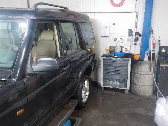 Land Rover Discovery Discovery II Terreinwagen 4.0i V8 (56D) [135kW]  (11-1998/10-2004) picture 4