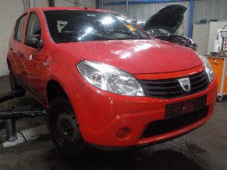 Dacia Sandero Sandero I (BS) Hatchback 1.4 LPG (K7J-714) [53kW]  (01-2009/12-2012) picture 2