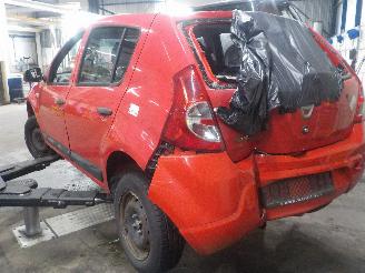 Dacia Sandero Sandero I (BS) Hatchback 1.4 LPG (K7J-714) [53kW]  (01-2009/12-2012) picture 4